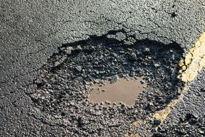 Road hazards 49b20be81e47f9b6a5fb2f8bb34ffb